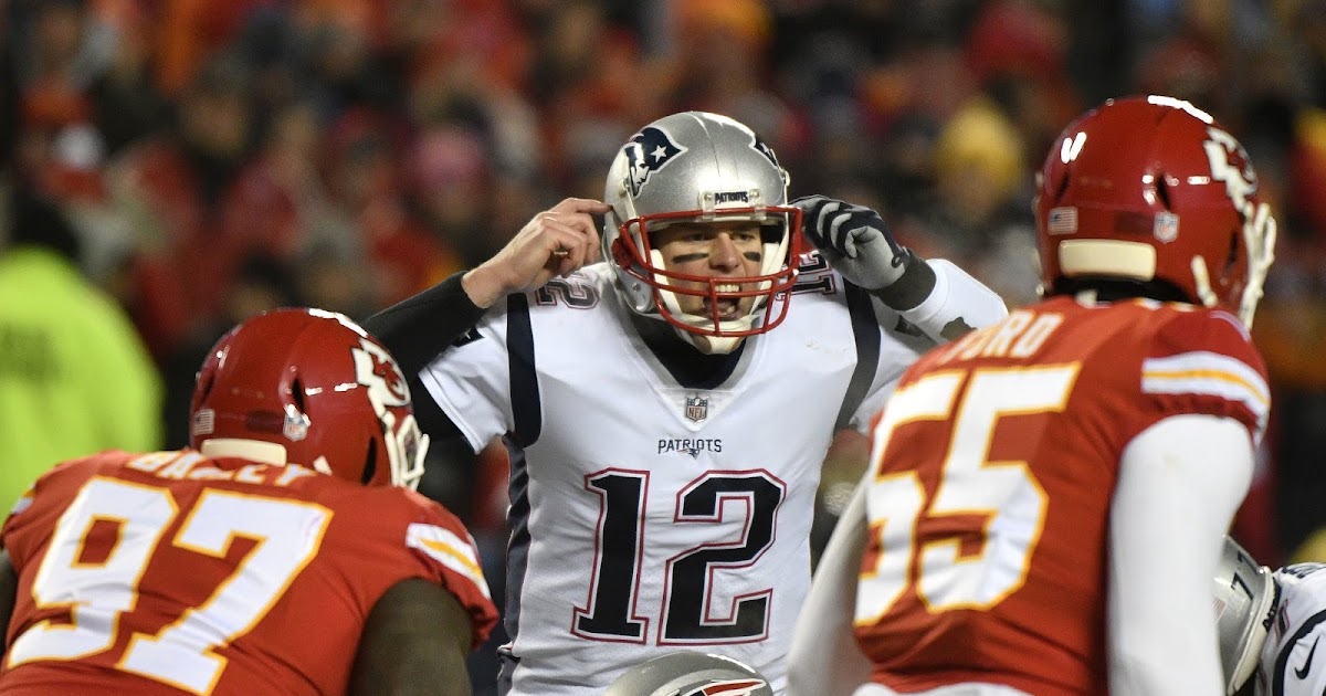 A Chiefs fan shined a laser pointer in Tom Brady's face during AFC