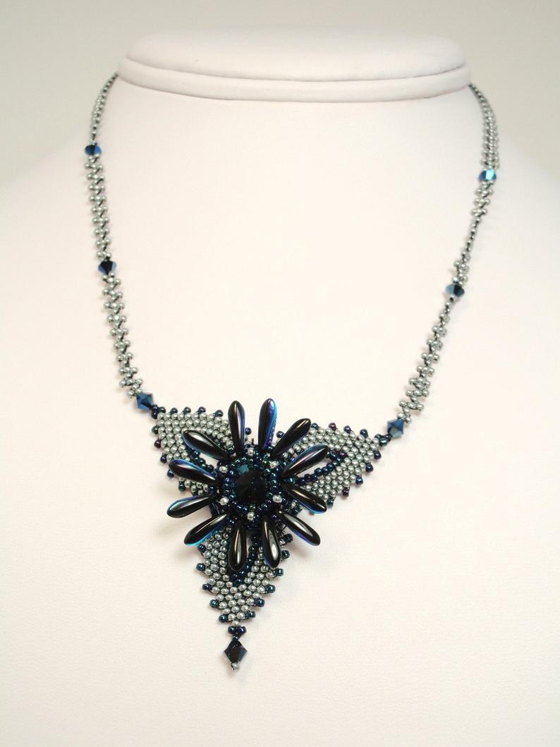 Beautiful Beadwork Tutorials by njdesigns1 / The Beading Gem