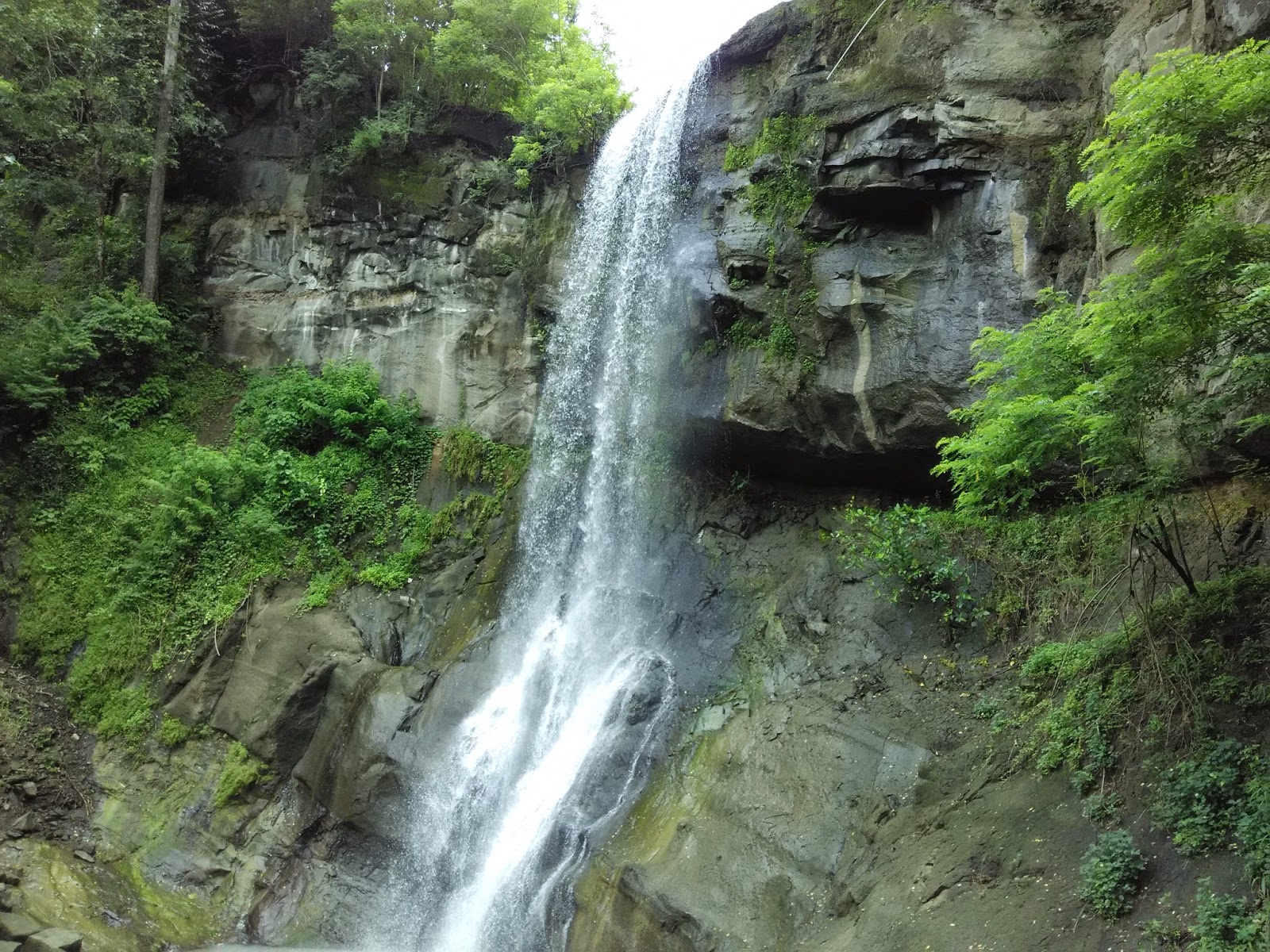 Curug Gede dan Jembatan Gantung Ngoro-Oro Gunung Kidul