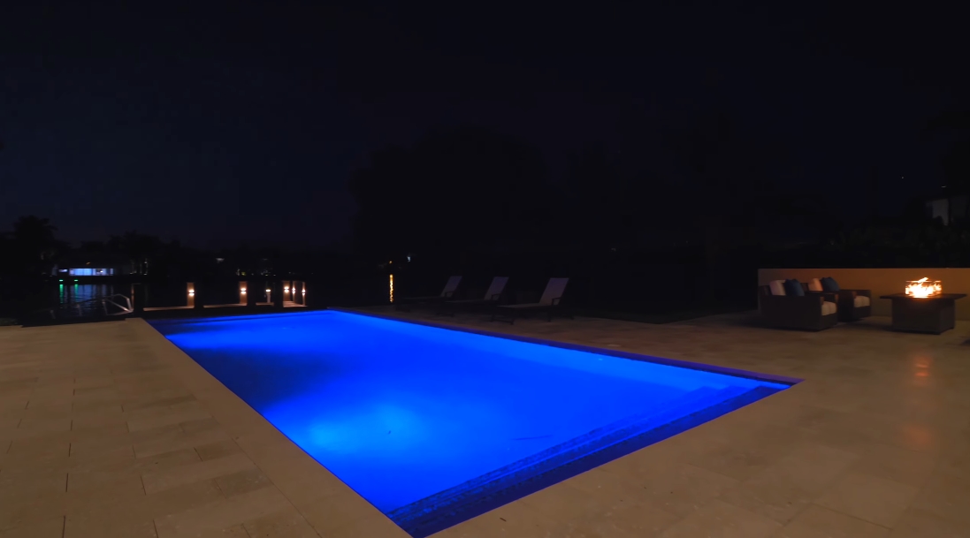 44 Photos vs. 919 S Southlake Dr, Hollywood, FL Luxury Home Interior Design Tour