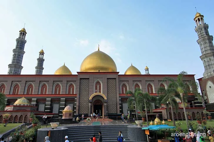 masjid kubah emas depok