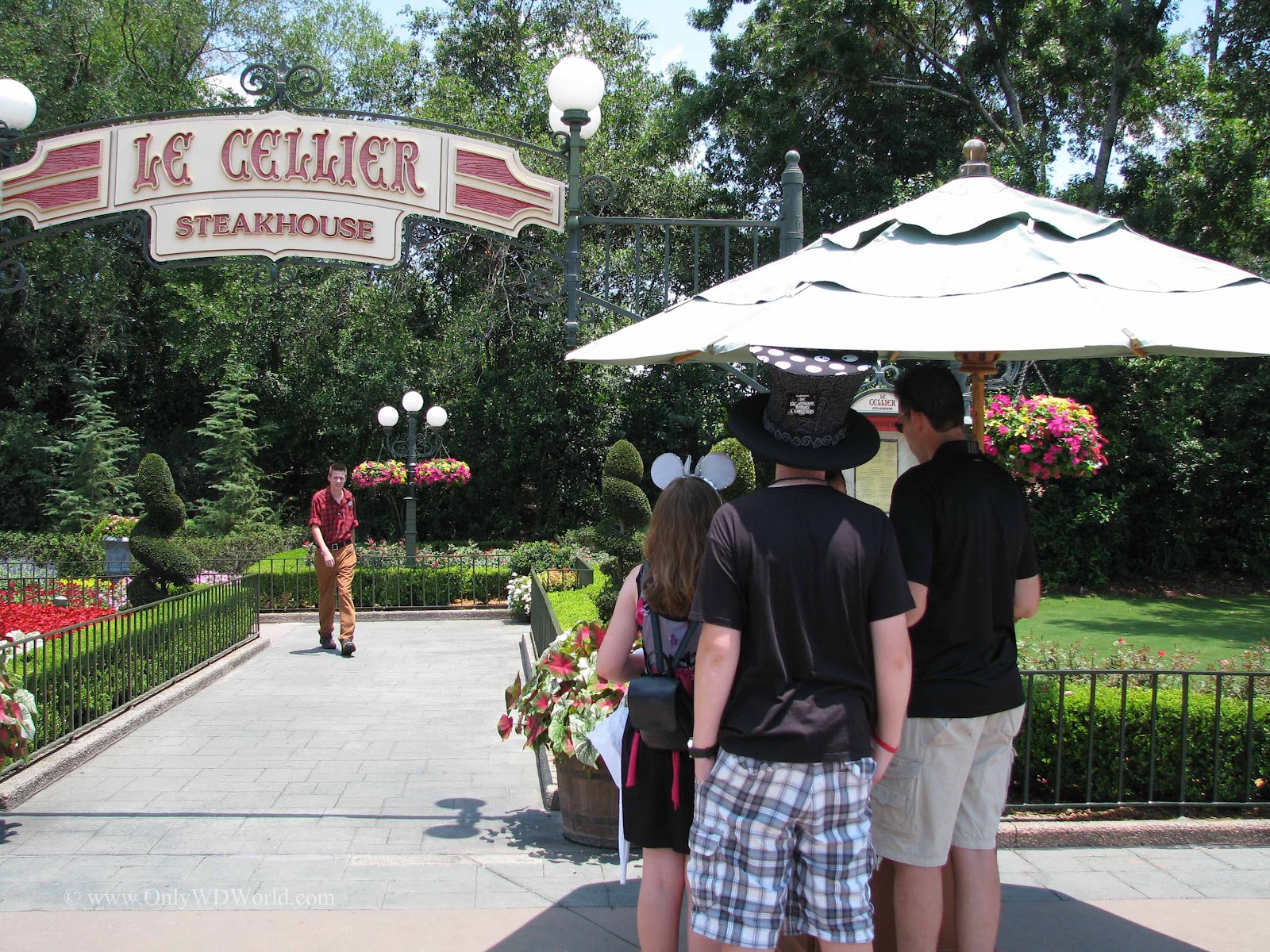 Victoria Gardens In Disney World's Epcot Pay Tribute To The Butchart Gardens Disney World Blog