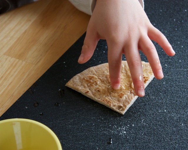 Little Fingers Dr. Panda Teach Me! App Review and Baked Flatbread