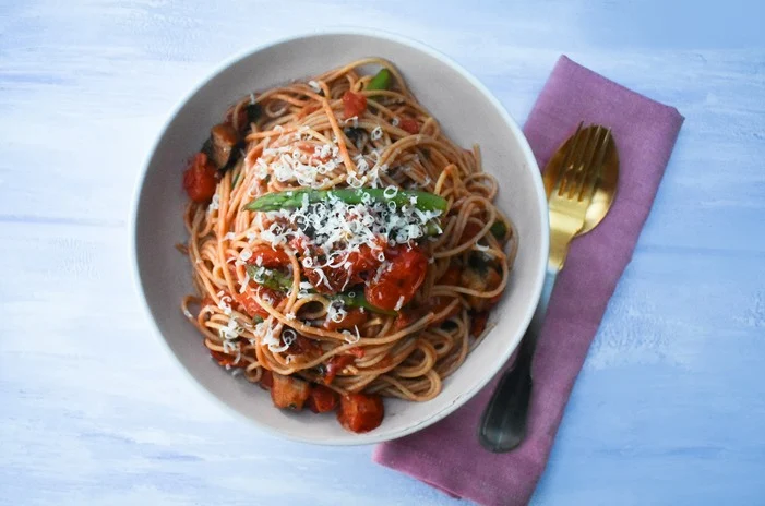 Grilled Aubergine, Asparagus & Chilli Spaghetti | Tinned Tomatoes
