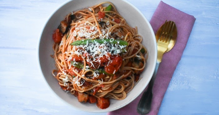 Grilled Aubergine, Asparagus & Chilli Spaghetti