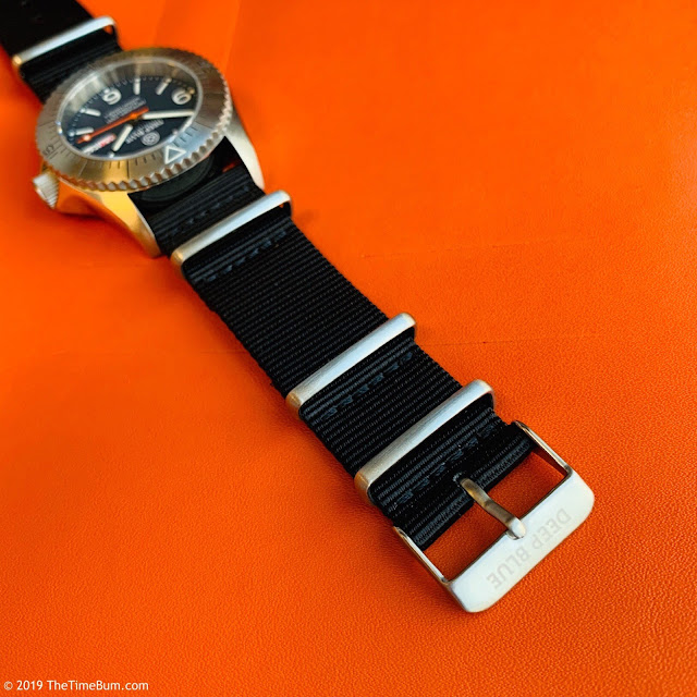 Deep Blue Defender 1000 40mm NATO strap Deep Blue Defender 1000 40mm NATO strap