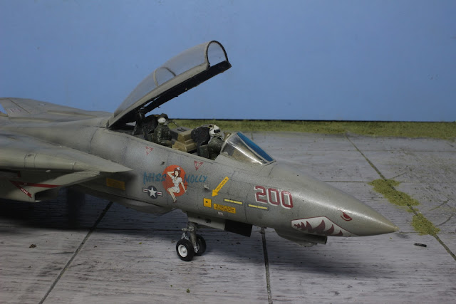 F-14A Tomcat VF111 "Sundowners"'Hasegawa au 1/48. F-14A Tomcat VF111 "Sundowners"'Hasegawa au 1/48.