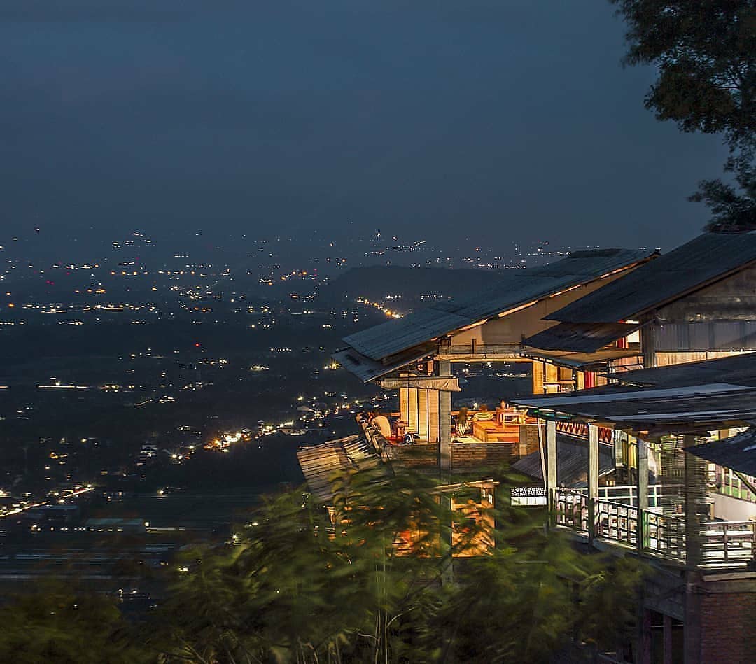 Wisata Malam Bukit Bintang Gunung Kidul