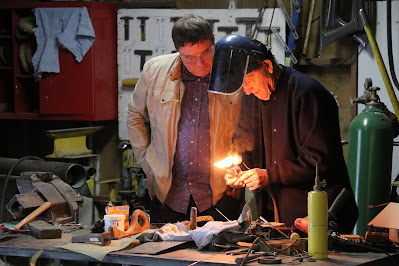 Cena de O Mundo Sobre Rodas com Mike Brewer