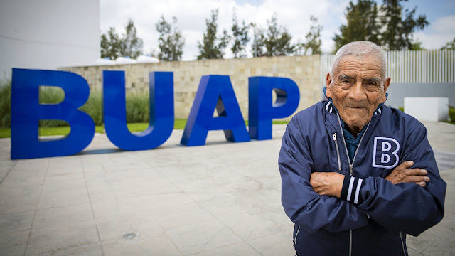 El estudio fortalece, es superación; ser egresado BUAP es un gran orgullo: Don Felipe