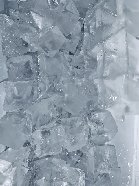 Clear Ice Cubes