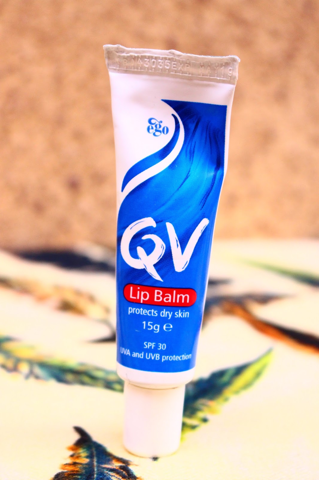 سعر مرطب الشفاه كيو في