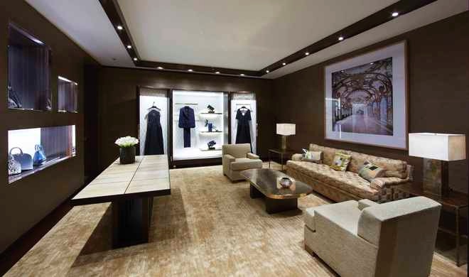 Ambra Personal Shopper Luxury Italian Shopping: New Louis Vuitton Shop in Venice