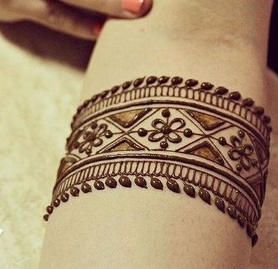 Bracelet Design Mehendi - CareerGuide