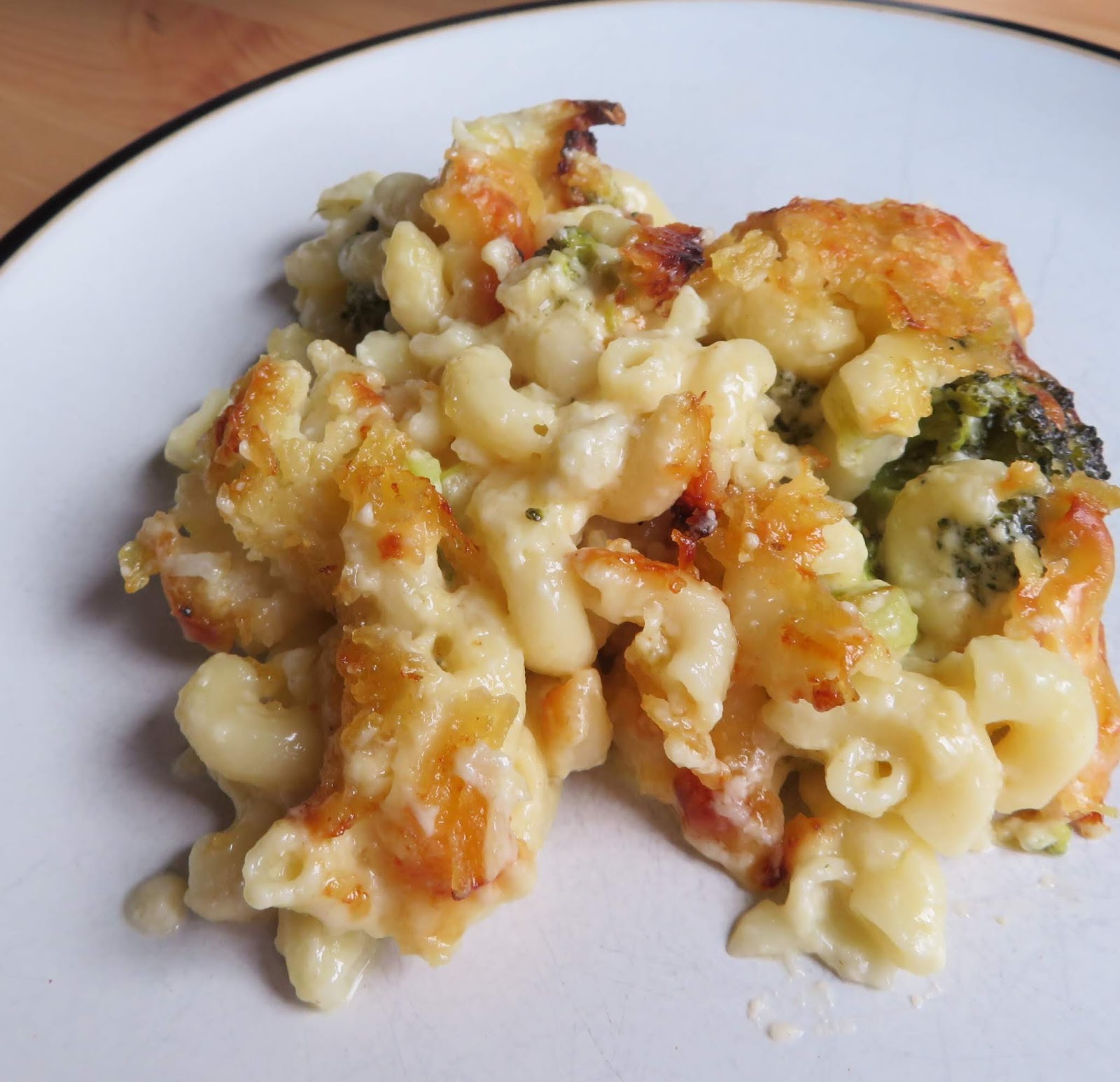 Broccoli & Cauliflower Mac & Cheese for two Catrooo