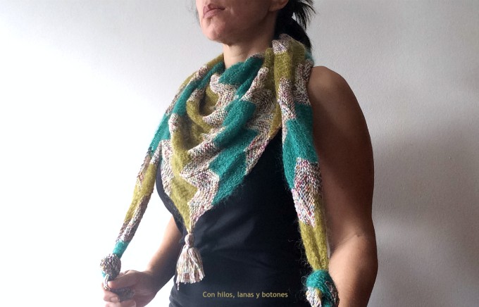 Con hilos, lanas y botones: Cheri Chevron Shawl