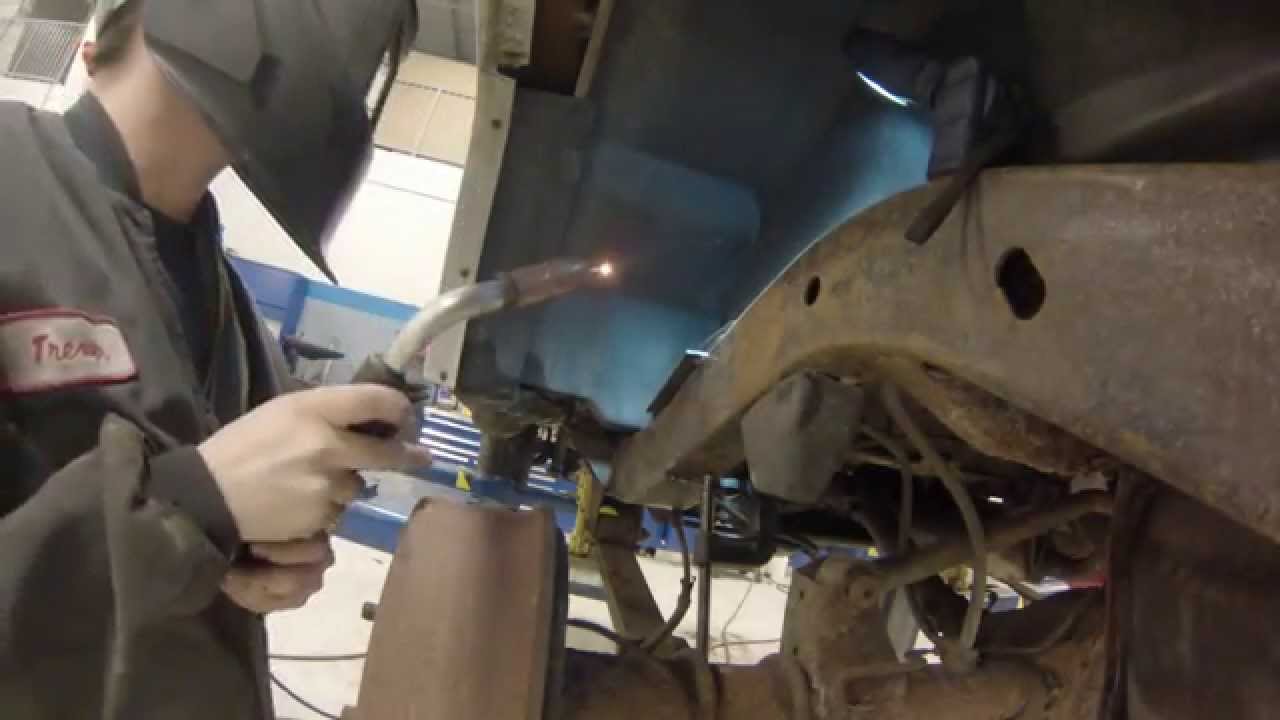 Tracing Efficient Repair Service and Quality Parts for Your Jeep