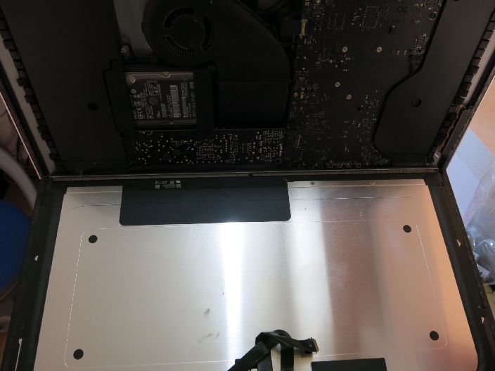 Imac 21 5インチ液晶パネルを自分で交換した 佐柳島商会関西出張所