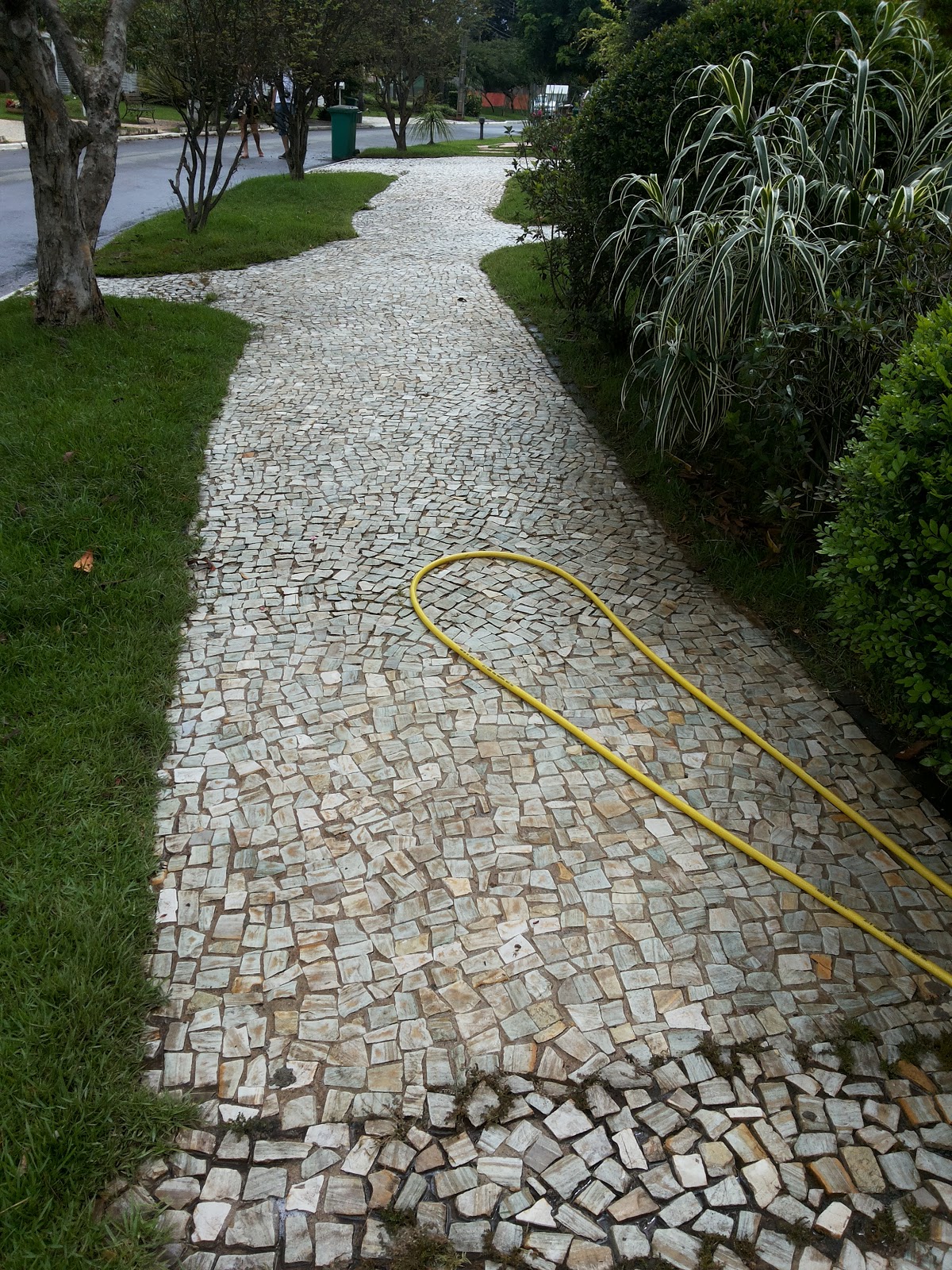 Markei Limpeza de Pisos TODO O PROCESSO DE LIMPEZA DE PISOS ENCARDIDOS