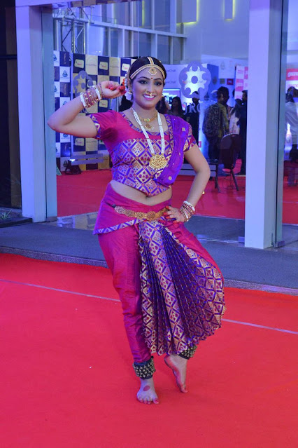 Hari Priya at Gaana Mirchi Music Awards South Photos 34