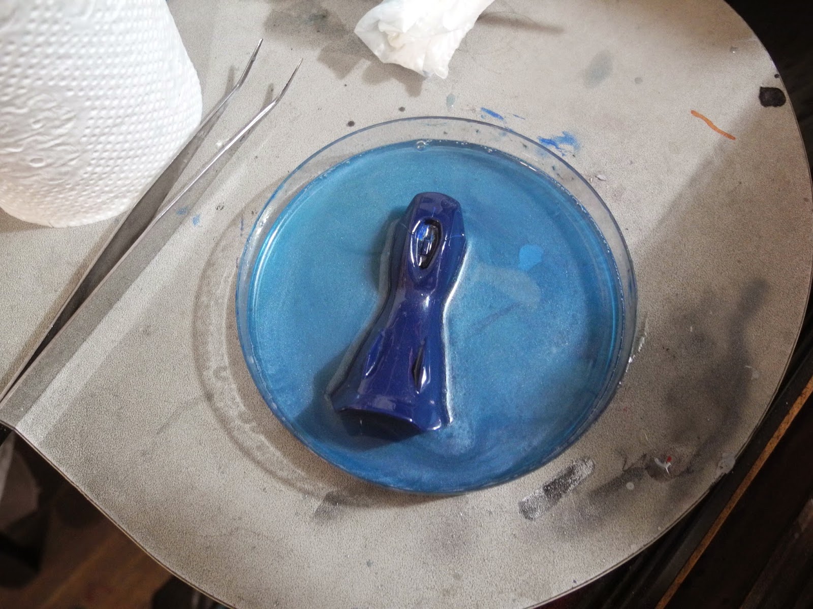 S S G U N P L A Stripping Paint from Plastic Models