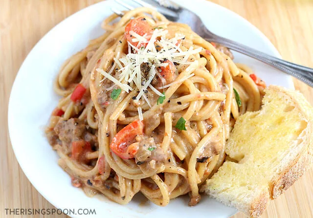 Creamy One-Pot Spaghetti with Italian Sausage (Easy Recipe)