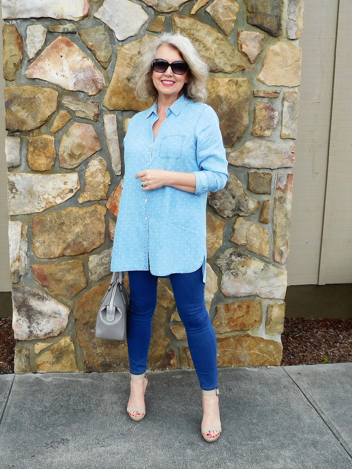 fifty not frumpy summer outfits