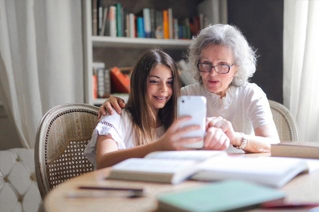 5 Best Ways to take Care of Your Grandparents