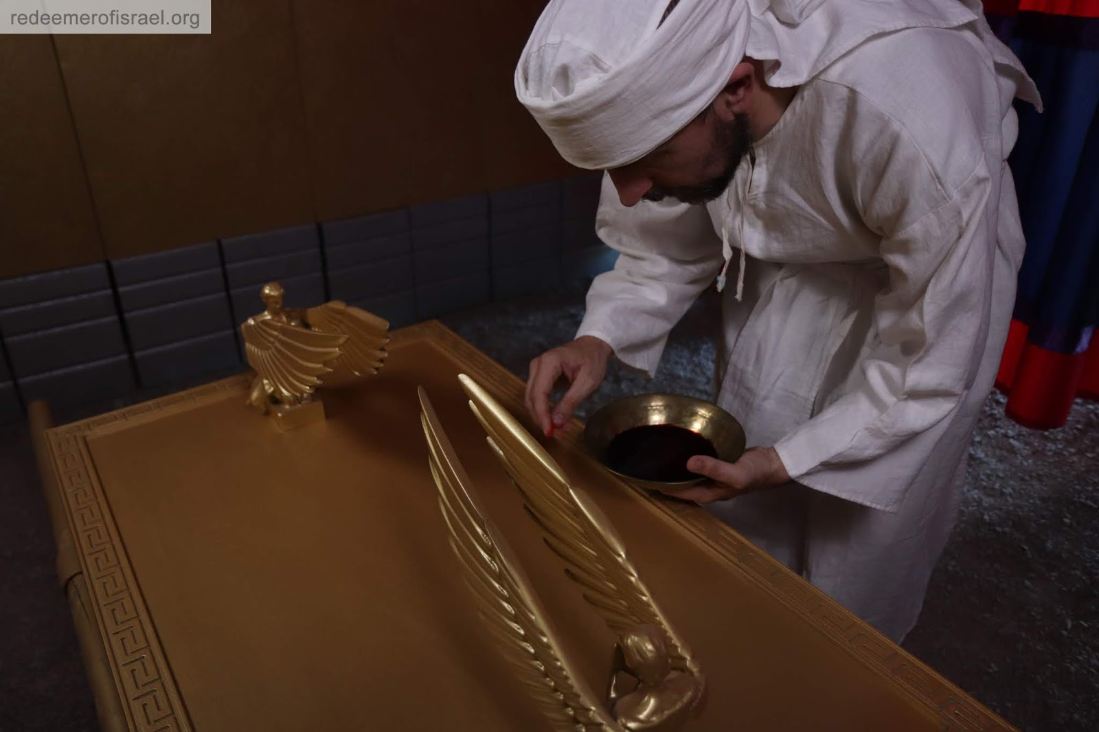 Redeemer of Israel Understanding the Day of Atonement or Yom Kippur