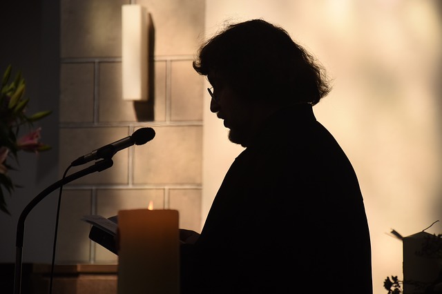 Kumpulan Judul Khotbah Kristen Lengkap Dengan Ayat Alkitab