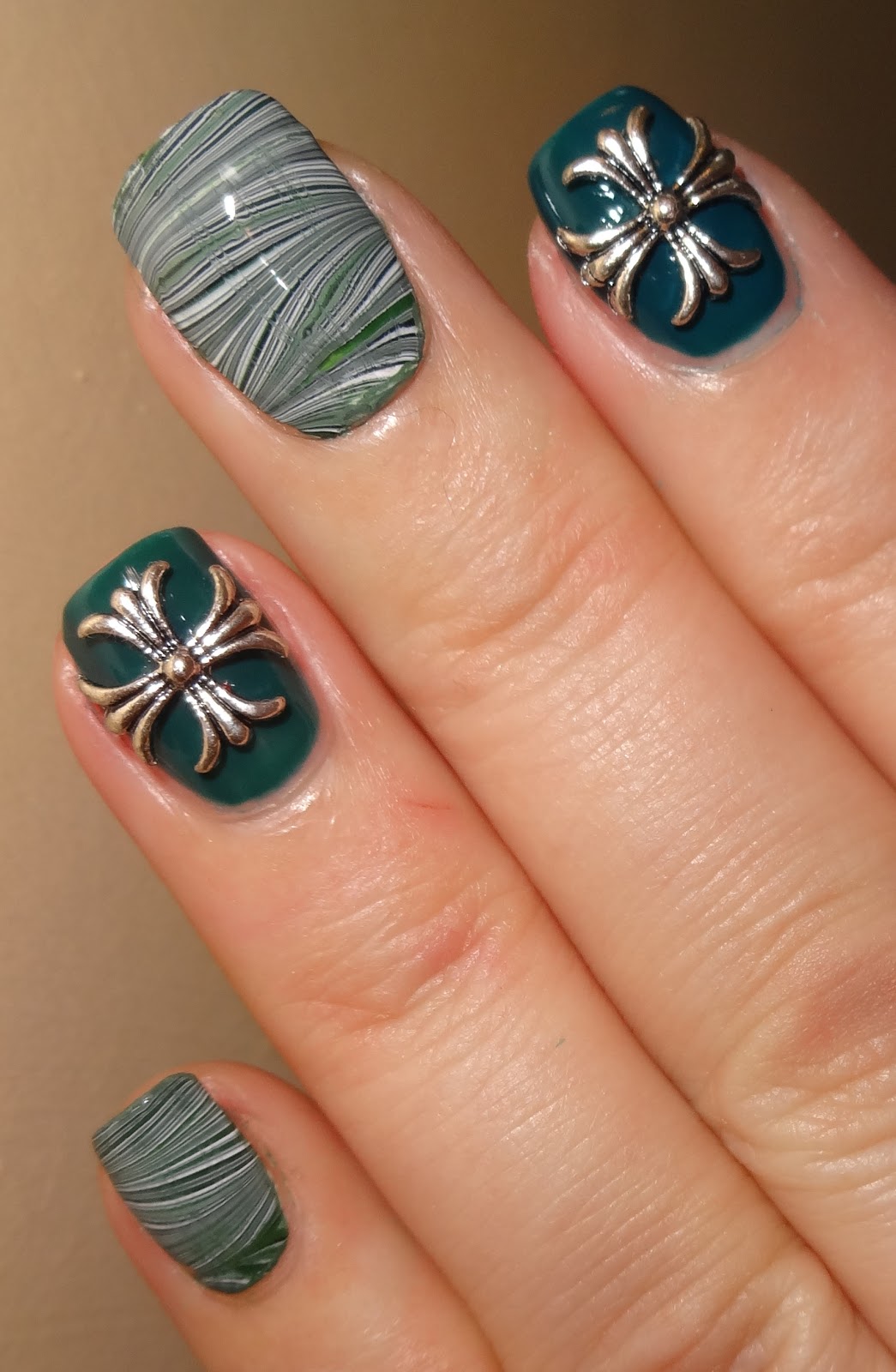 Wendy's Delights Silver tone 3D Gothic Crosses from Charlies Nail Art