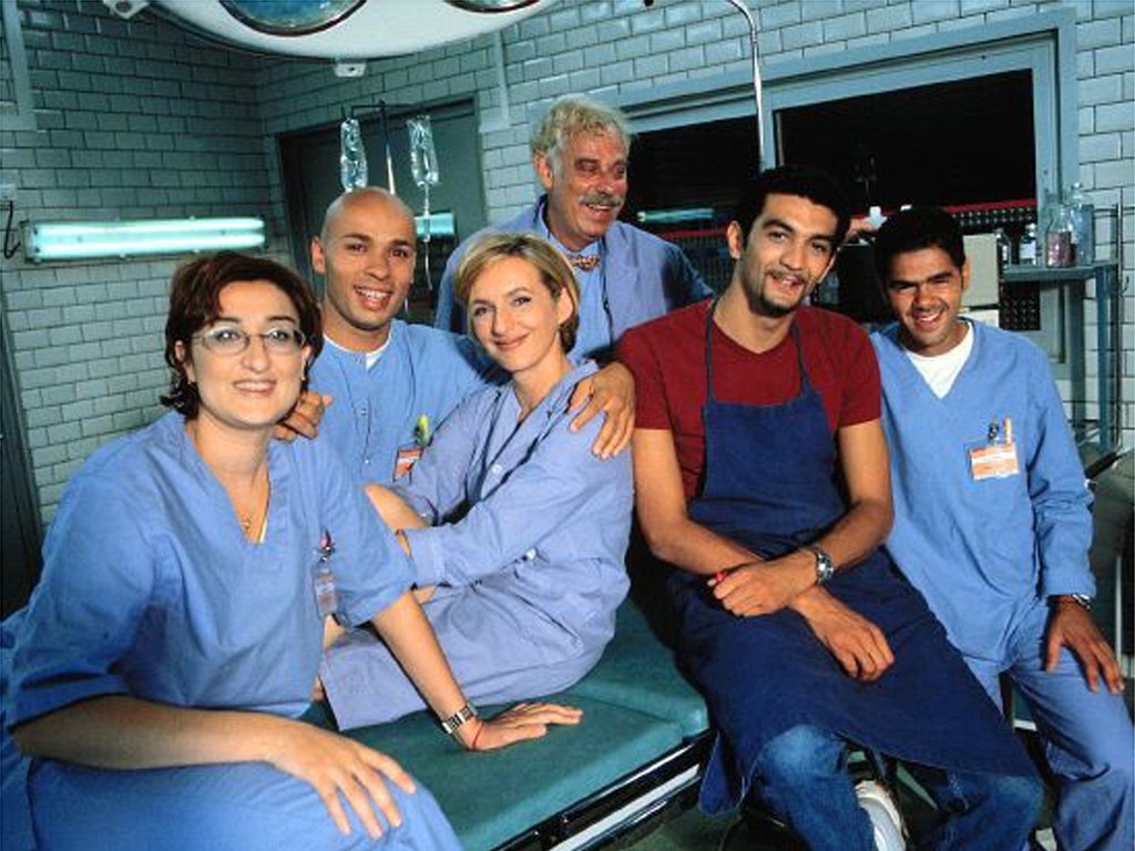 MyMegaBuzz: H - saison 1 - épisode 1 _ L'anniversaire (streaming)