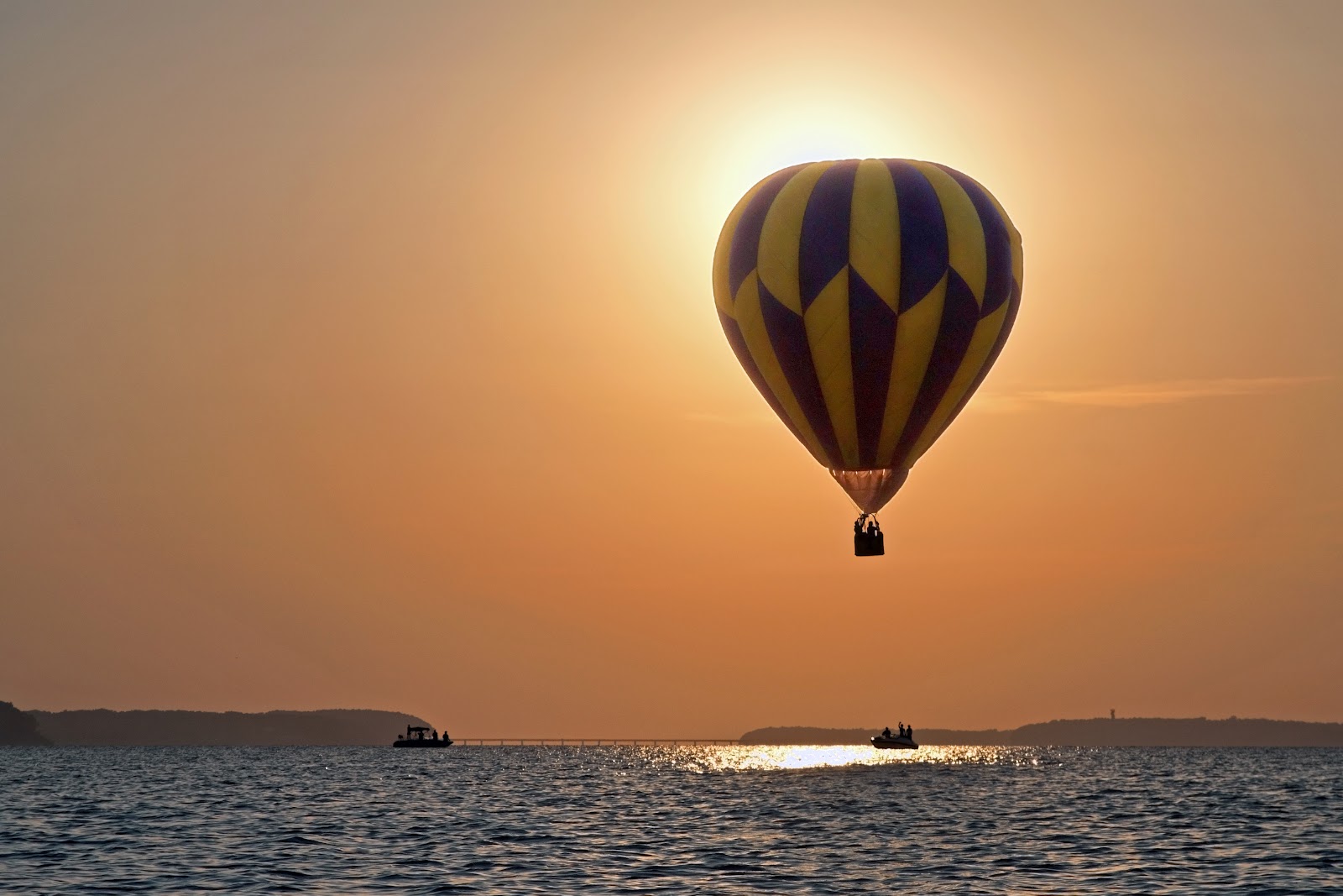Chasing the Light Lake Red Rock BalloonFest 2012