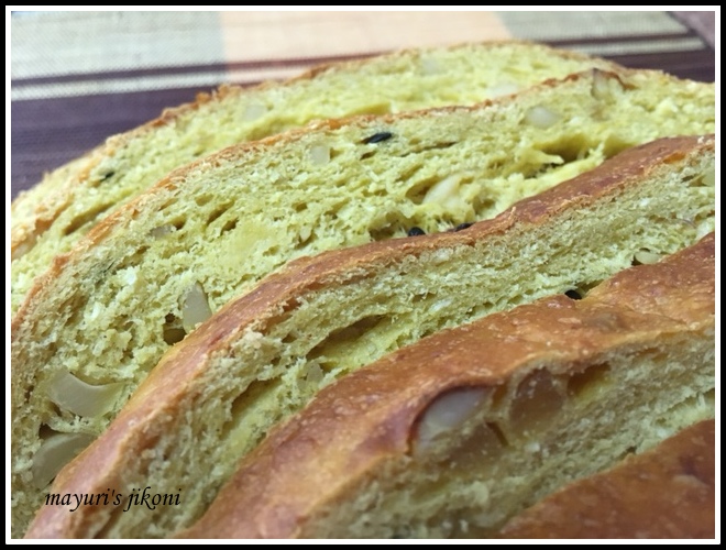 Mayuri's Jikoni 568. Mango and Passion fruit Yeast Bread