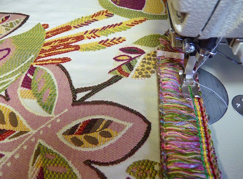 Mary Jo's Cloth Design Blog: Sew a Decorator Pillow with Fringe