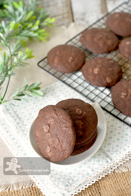 crispy chewy double chocolate cookies Donna Hay
