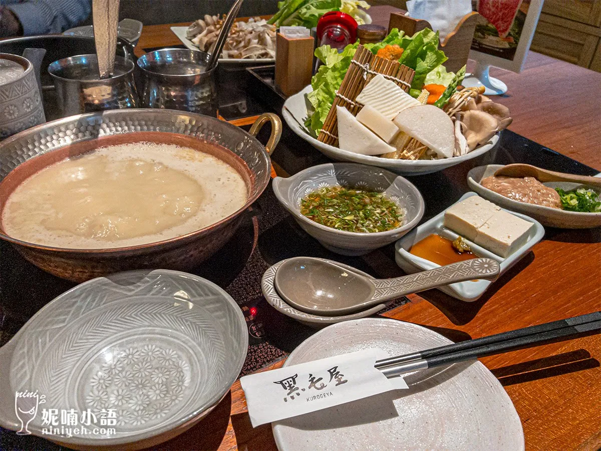 台北火鍋推薦 黑毛屋和牛鍋物 台北火鍋推薦 黑毛屋和牛鍋物
