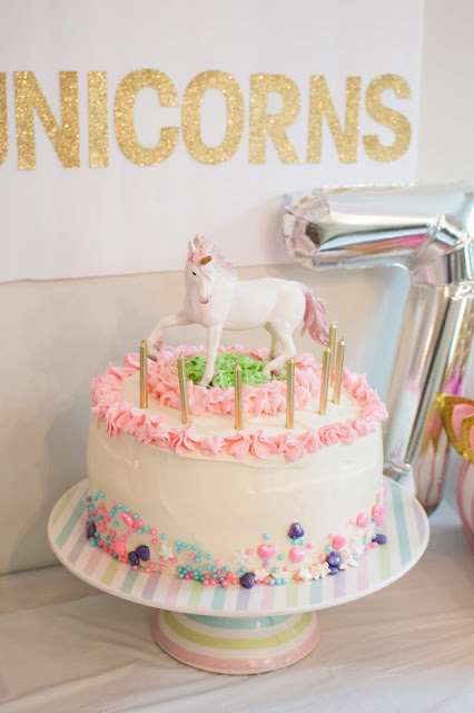 a DIY unicorn cake 