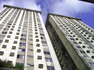 CABANO da TABAUERA: EDIFÍCIO RACIONAL