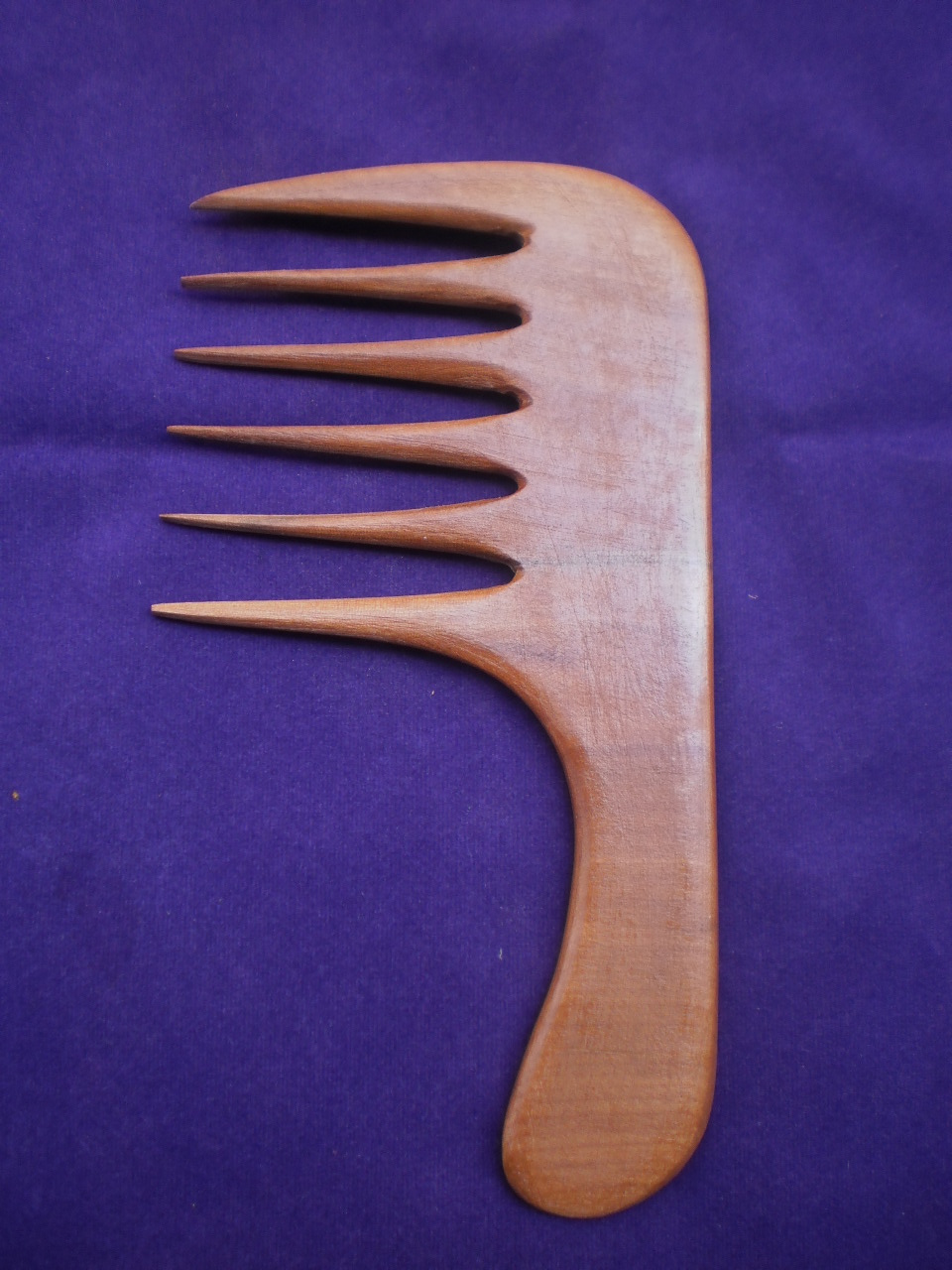 Telares en Maderas Nativas y Accesorios para Tejidos