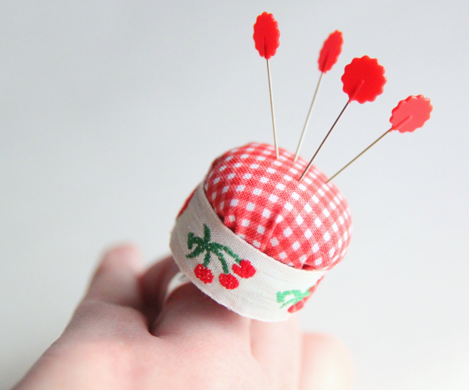 Pin Cushion Ring Tutorial - The Cottage Mama