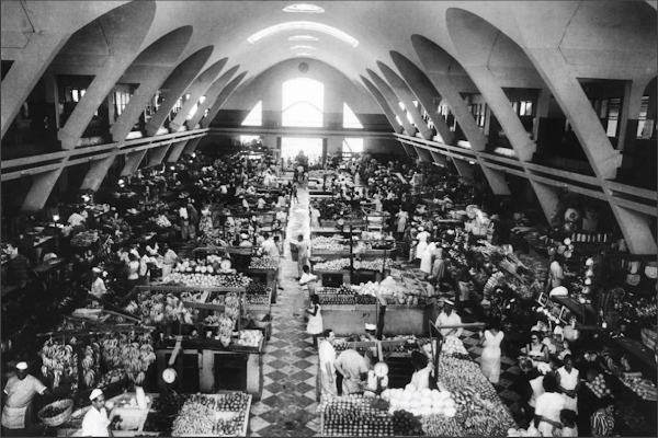 Interior del Mercado Modelo de Santo Domingo, 1958