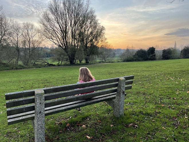 Lý giải sức cuốn hút không thể chối từ của iPhone 12 Pro Max 5 Ly giai suc cuon hut khong the choi tu cua iPhone 12 Pro Max iphone 12 pro max pic 3 1626425562 429 width660height495