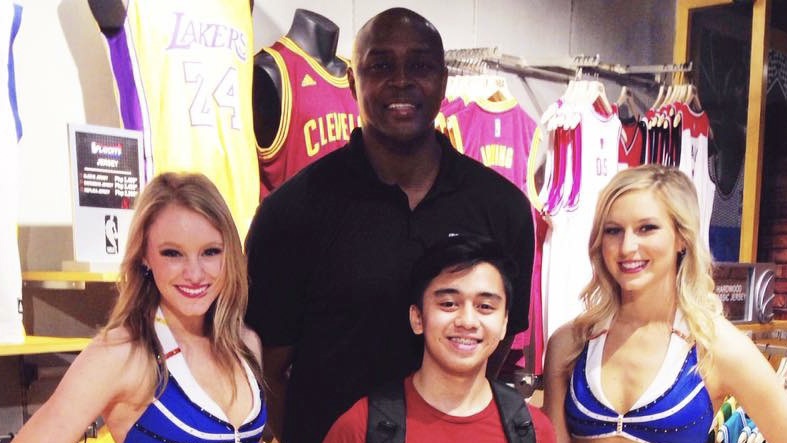 NBA player Horace Grant kept wearing goggles, even after getting