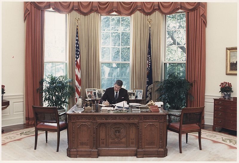 Let's Talk Wood Resolute Desk in the White House