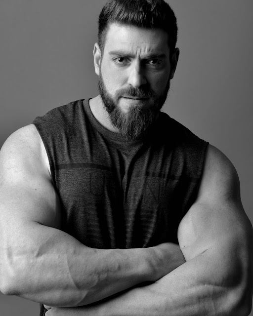Enormous Israeli bodybuilder Haiel Troodi - Worldwide Body Builders