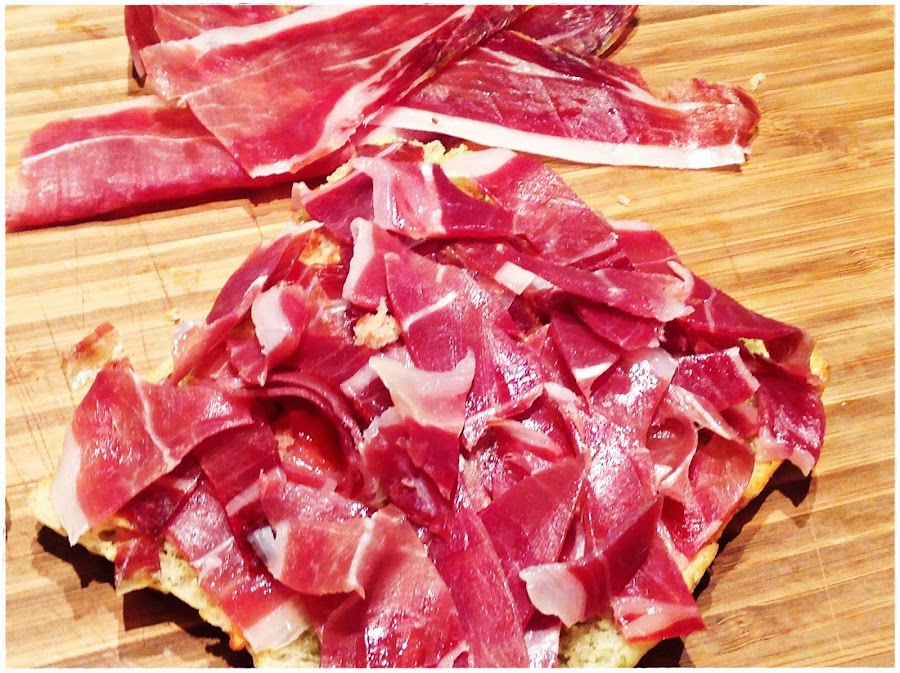 FOCACCIA CON JAMÓN IBÉRICO