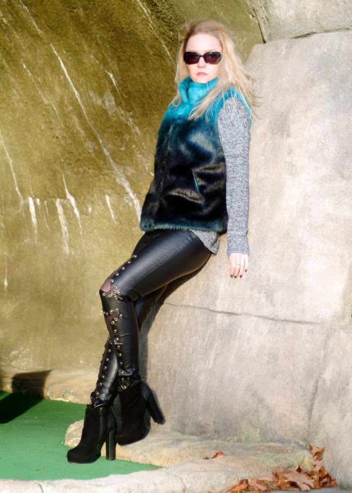 annrobie.blogspot.com: Laced Leather Pants