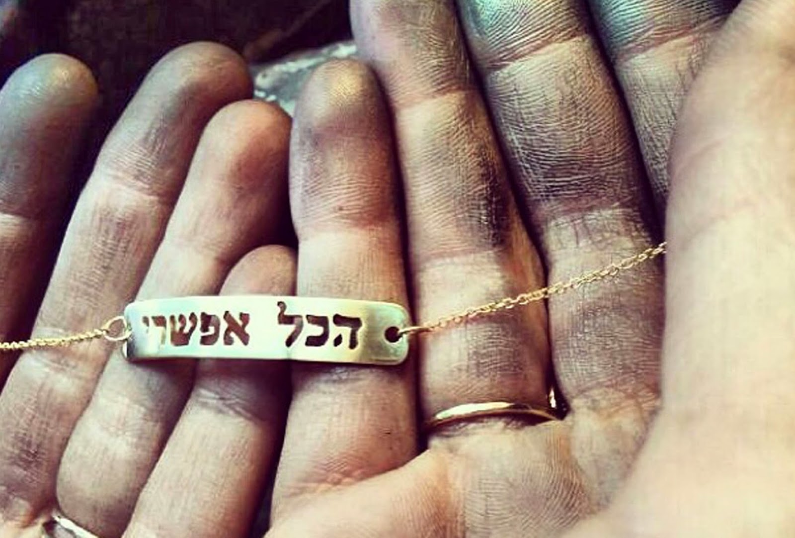 צמיד זהב הכל אפשרי