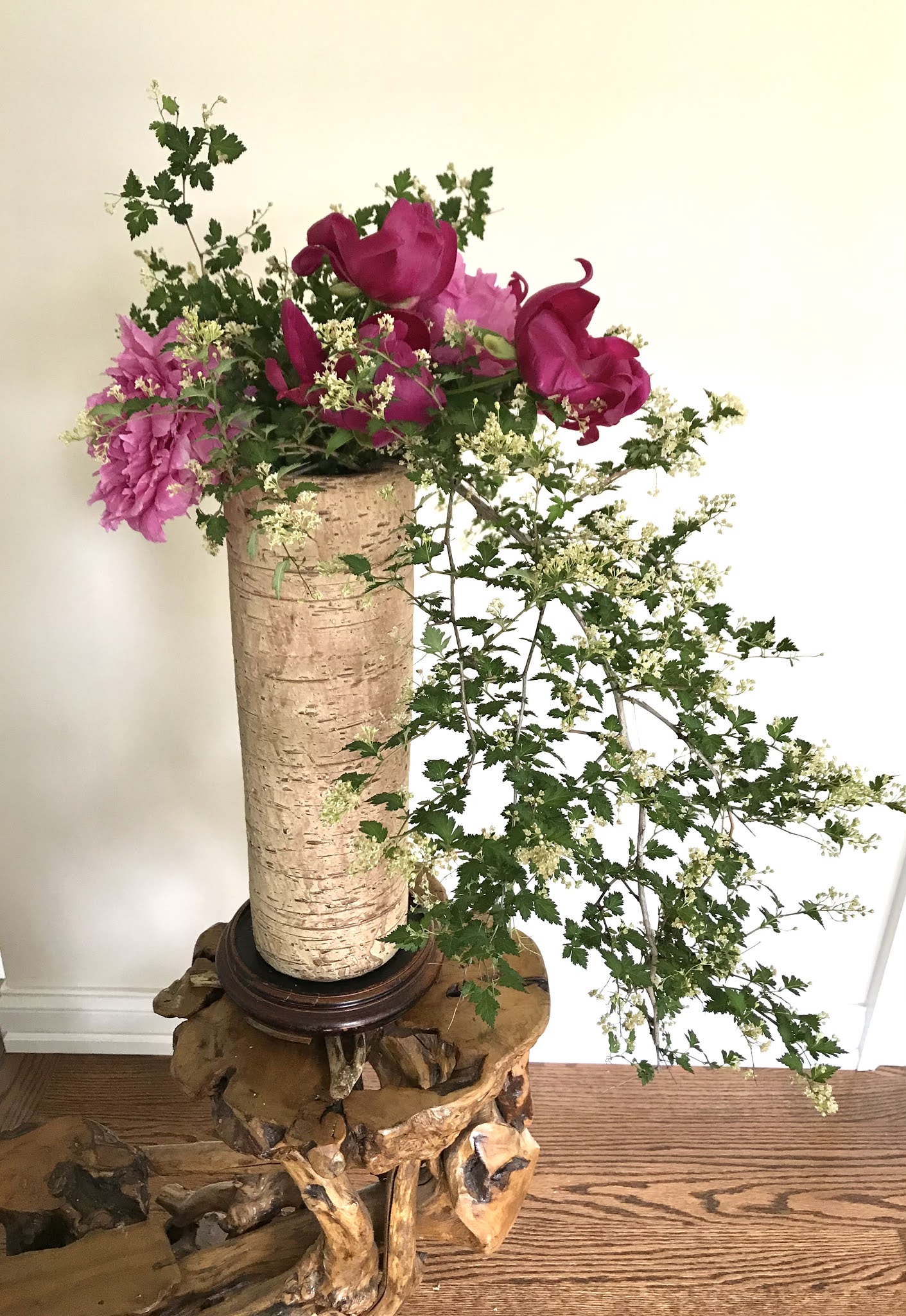 Orchids and Ikebana Ikebana with Peony (3) Happy Birthday to You